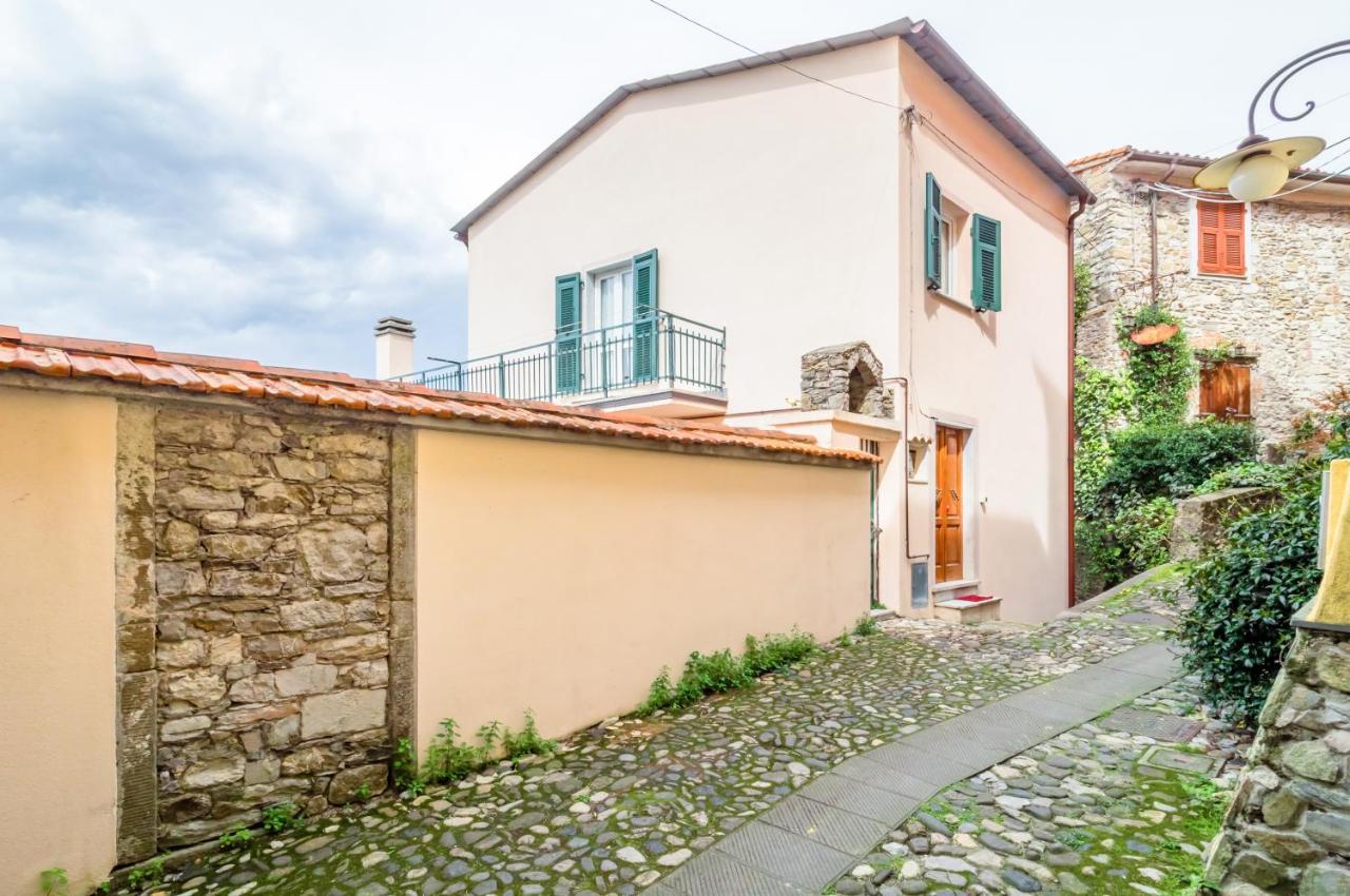 Comfy & Roomy Apt - View On The Ligurian Hills! Vezzano Ligure Εξωτερικό φωτογραφία